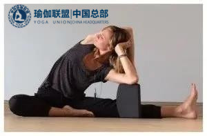 瑜伽教练学校