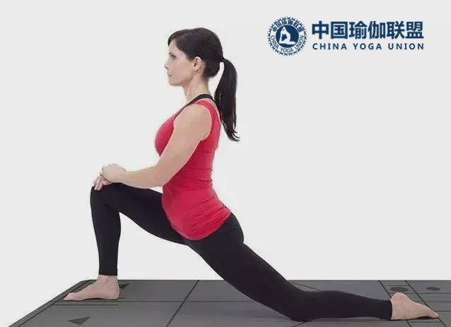 瑜伽教练资格证