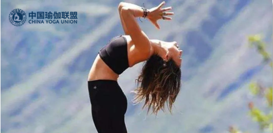 练习瑜伽究竟是怎样一步步让你变美的？